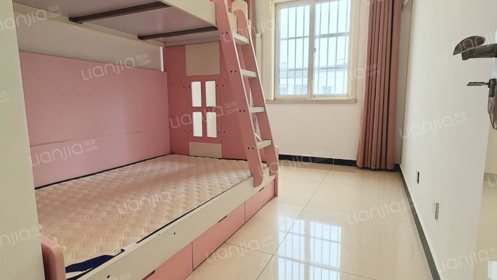 高居住品质评分、良好的物业管理、便利的交通-卧室A