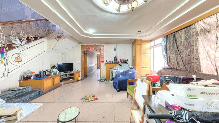 国培楼二手房实景图