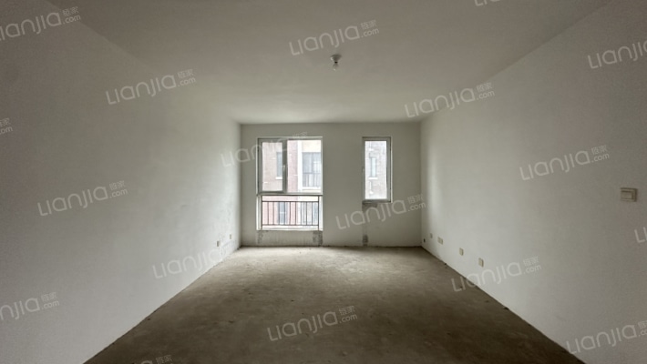 格林小镇二手房实景图