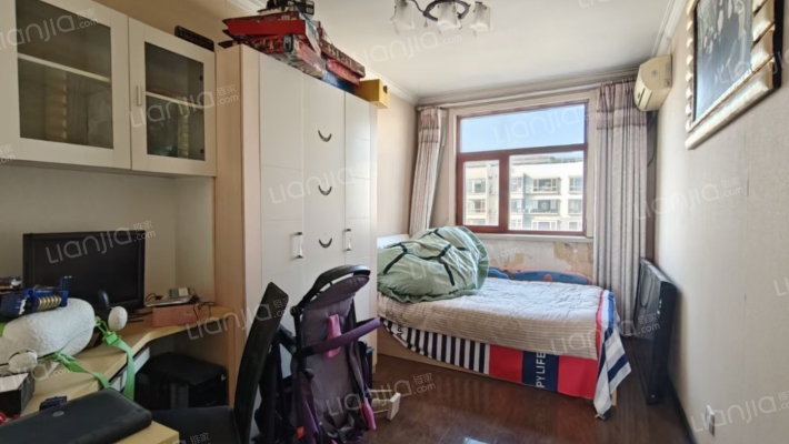 范阳路，一梯两户，小高层128平三居，110万可议-卧室C