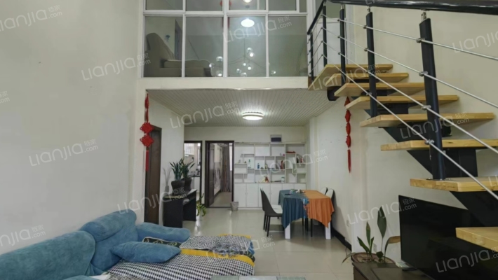 凤城花园B区二手房实景图