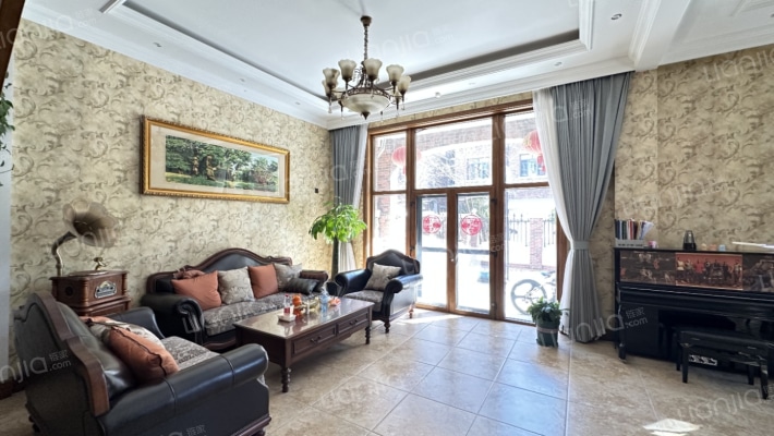 世茂康桥郡二手房实景图