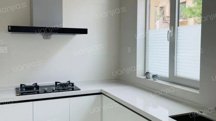 爱伦堡 精装修 直接入住 房本满二-厨房