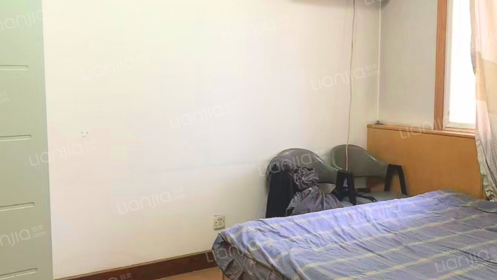 采光充足 交通便利 房主诚意出售-卧室B