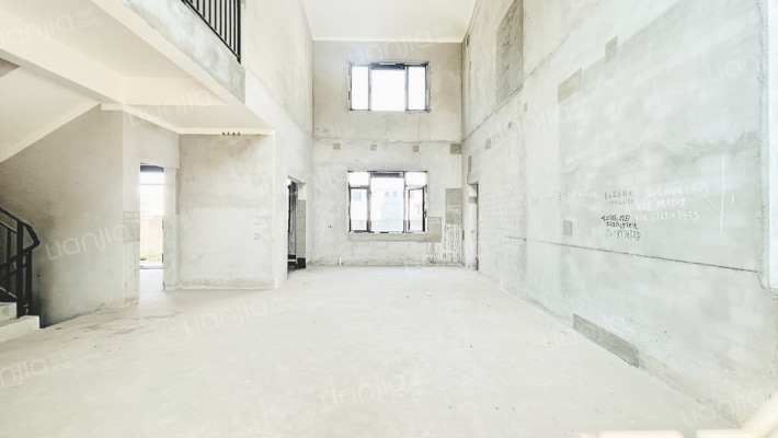 滨江华府紫辰府二手房实景图