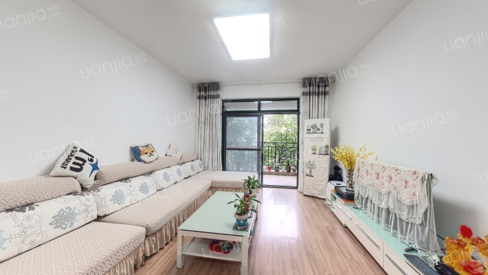 艺锦湾一期二手房实景图