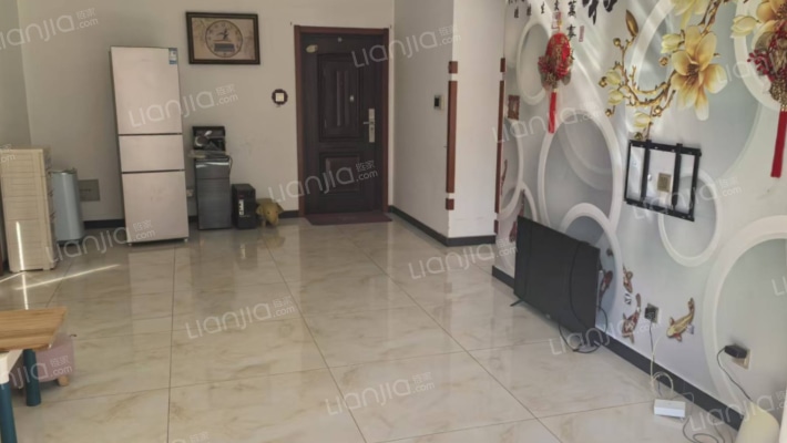 户型方正 全明格局 交通便利 停车方便-客厅