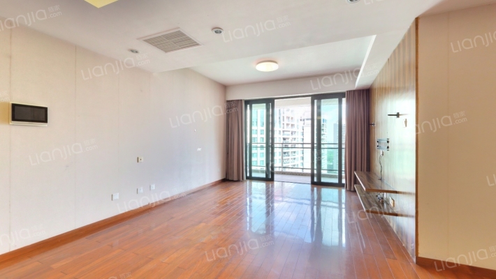 仁恒河滨花园二手房实景图