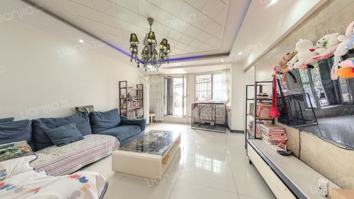 布鲁汀二手房实景图