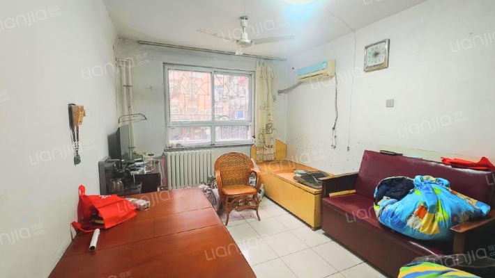 天鹅西区二手房实景图