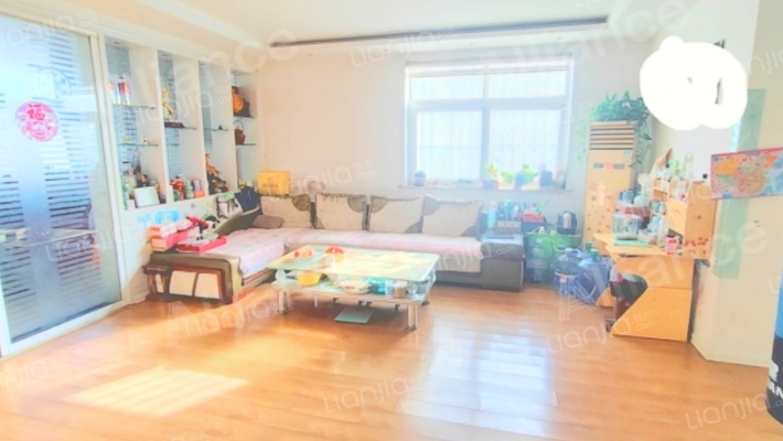 龙泰家园二手房实景图