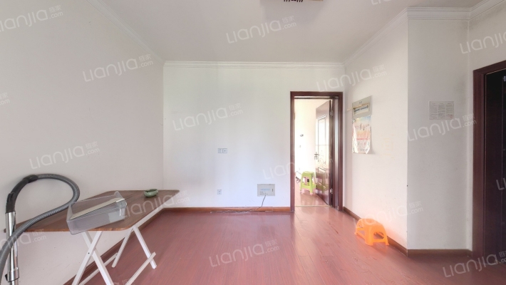 金桥世家二手房实景图