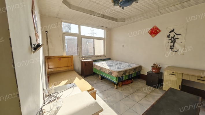 黎明小区 独门独院 二层小楼出售-卧室C