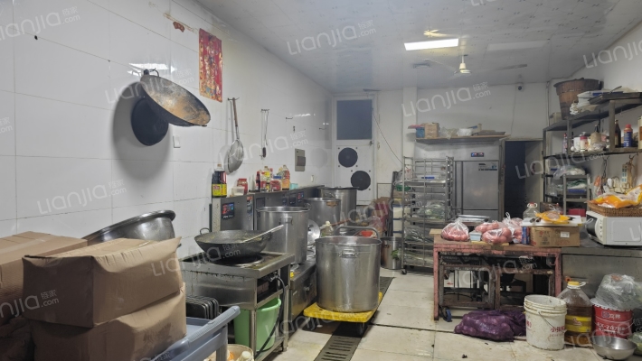 商贸城1号二手房实景图