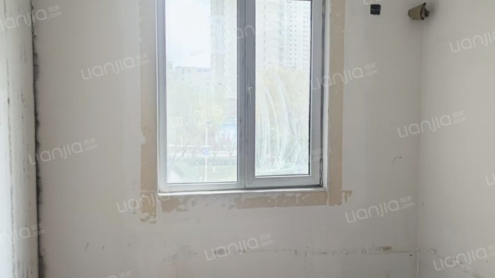 水岸花城，好房源，环境好，交通方便。-卧室C