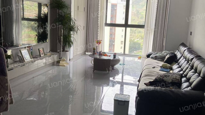 兴茂清水湾二手房实景图