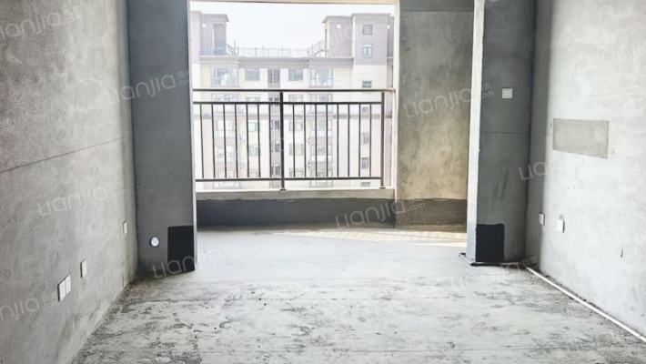 启德誉府二手房实景图