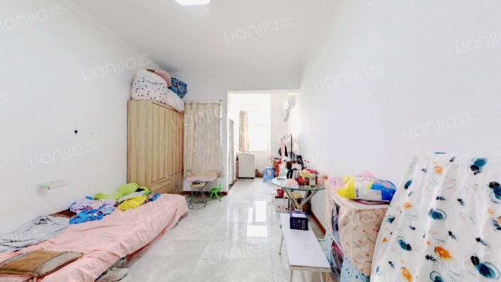 奥特莱斯V公寓二手房实景图