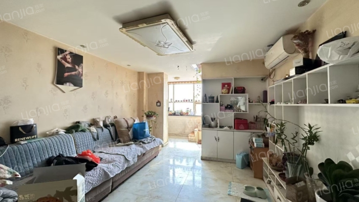 广丰Loft公寓二手房实景图