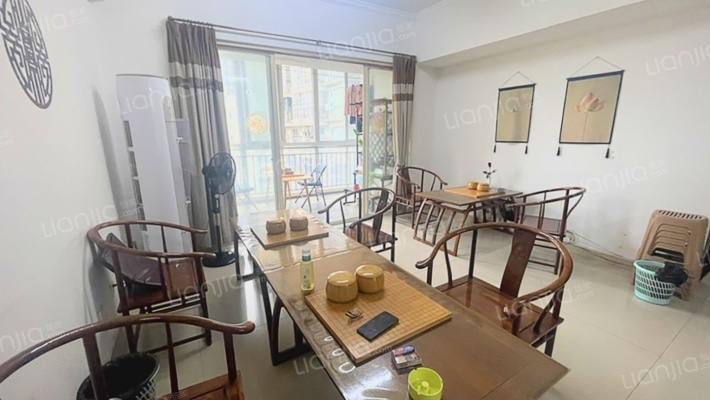 首领公馆二手房实景图