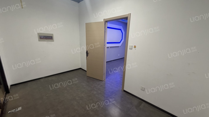 时代自由广场二手房实景图