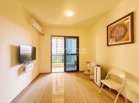 星悦海两房急售，小区大门旁边，出现方便