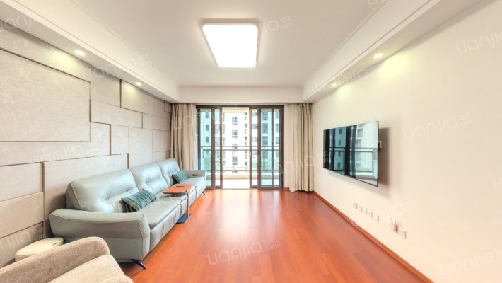 仁恒东郊花园二手房实景图