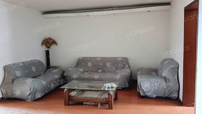 月亮湾小区二手房实景图