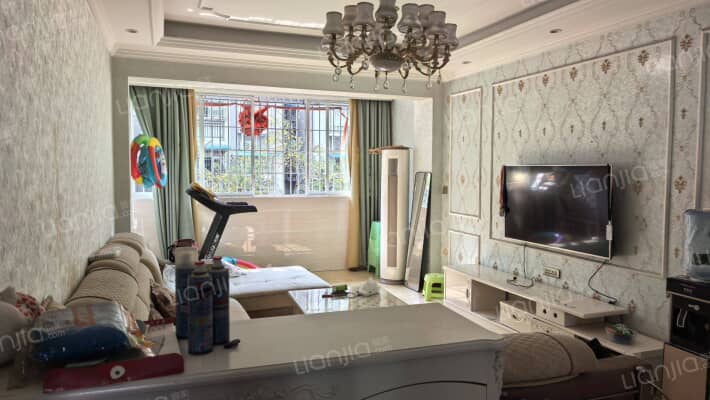 鸡冠石路44号二手房实景图