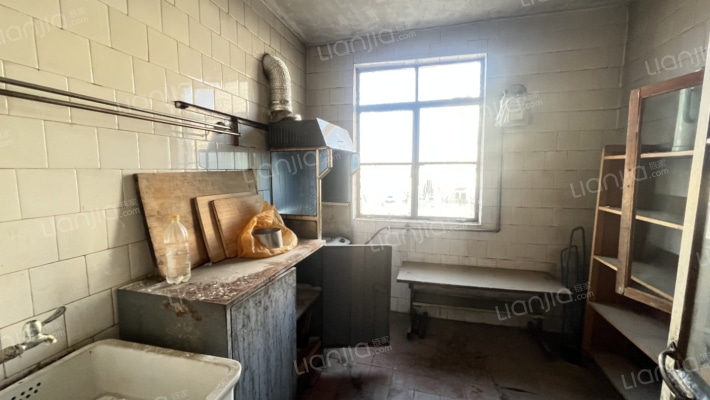 物探四号院 永安小区 小三居 中间楼层-厨房