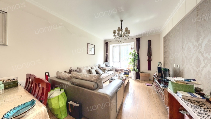 绿地圣路易名邸一期二手房实景图