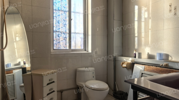 中关村和谷产业园1-4层毛坯商墅出售-卫生间B