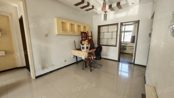 宏远二号院 3室2厅 南 北-餐厅