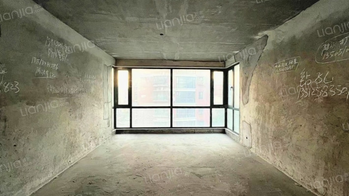 吉海华庭二手房实景图