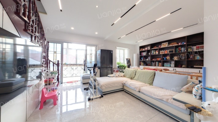 朗琴湾花园二手房实景图