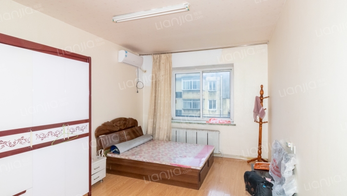 六纬路学区市政府小区二手房实景图