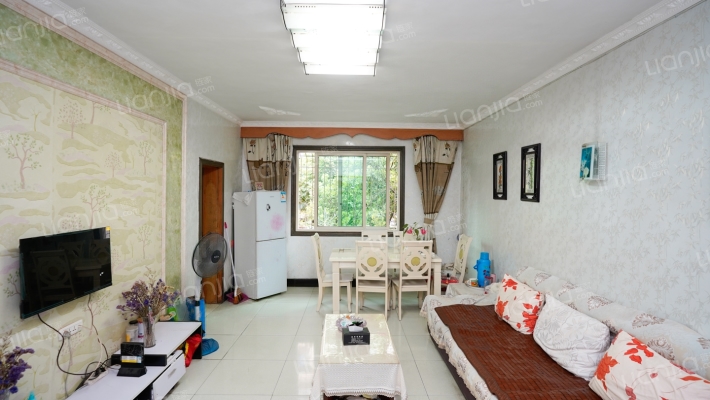 宁波路887号二手房实景图