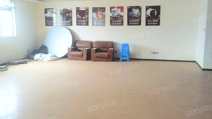 华尔顿大厦二手房实景图