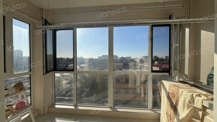 天保青花府 3室2厅 南 北-阳台