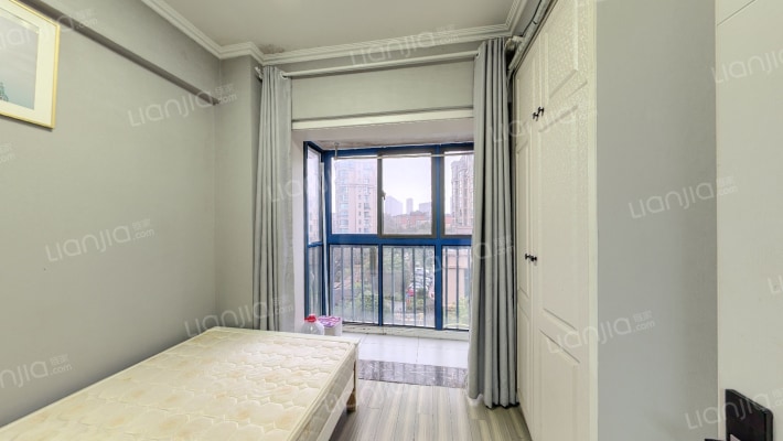 新峰商务楼二手房实景图