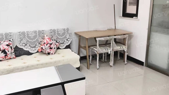 业主诚意出售 两居 采光好 视野开阔-餐厅