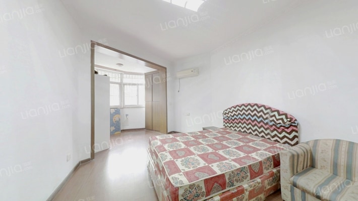 新泉里二手房实景图