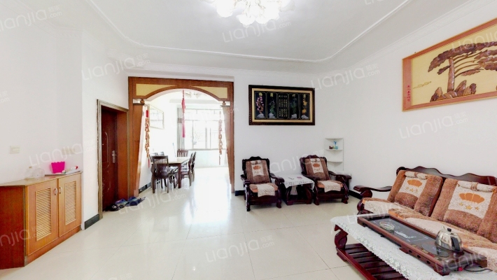 信美路20号二手房实景图