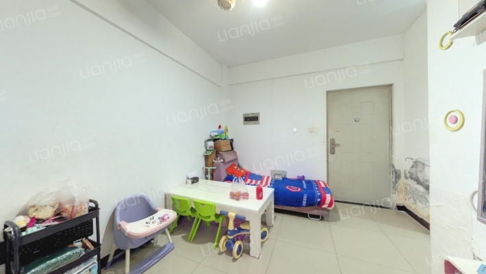 双吉社区48号院二手房实景图