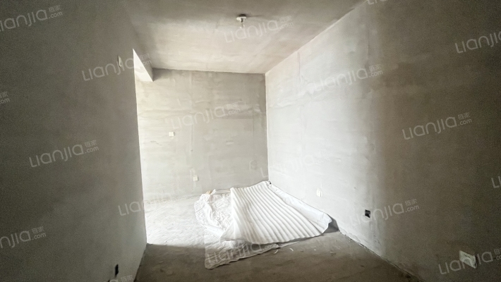 金域中央 顶层跃层 大四居 集中供暖-卧室B