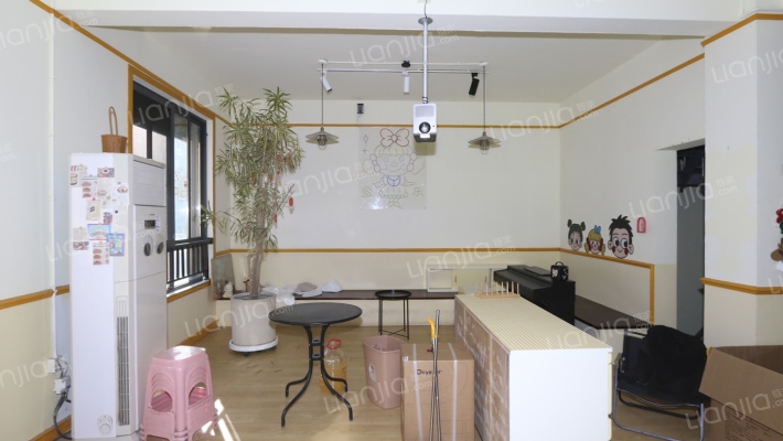 中建城中壹号公馆华墅二手房实景图