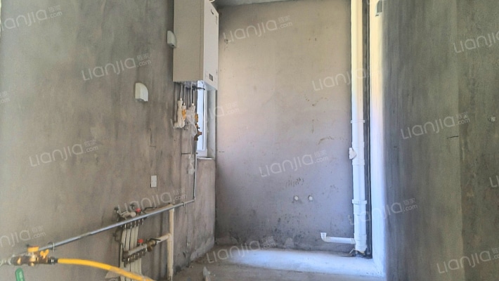 楼位好 楼层好 南北通透三居 毛坯随心装-厨房