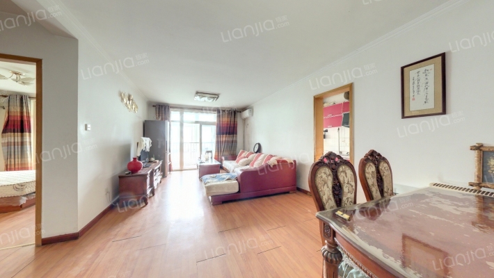 林校中里二手房实景图