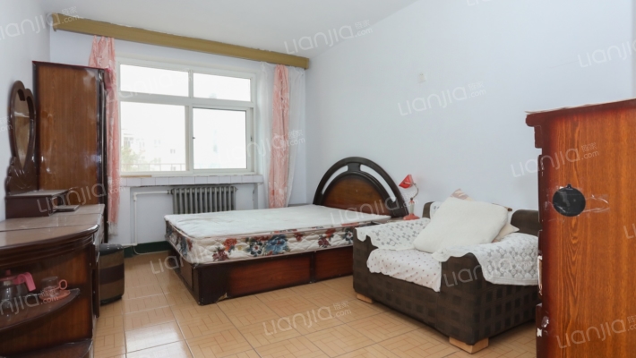 土尔沟前街二手房实景图