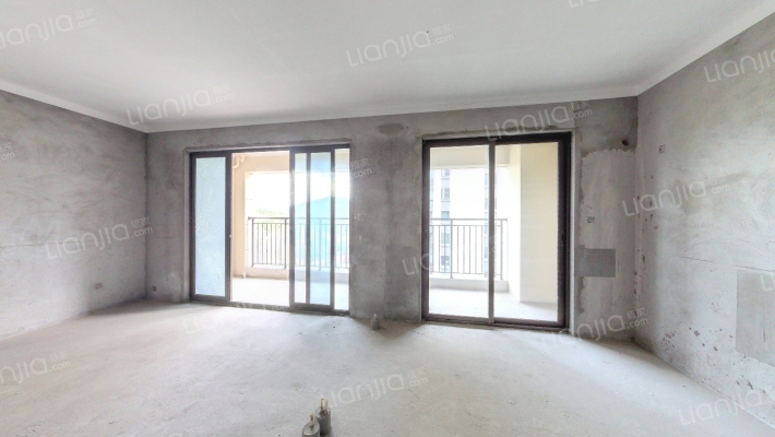 世茂云珑二手房实景图